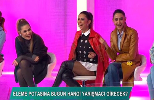 Stüdyodakiler kahkahalara boğuldu?