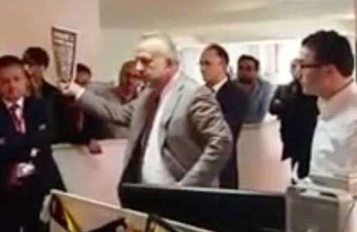 Kayyum Bugün'ün manşetini savunan muhabiri kovdu