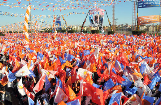 AK Parti oylarında 5 ayda rekor artış!