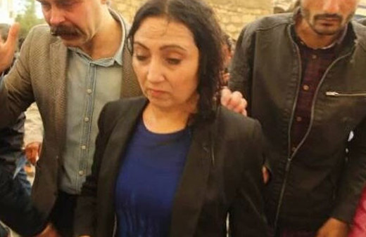 Figen Yüksekdağ'a polis müdahalesi