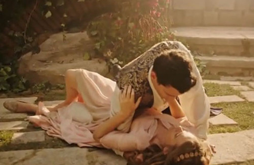 Kösem Sultan ile Sultan Ahmed'in karşılaşma anı -1 bölüm