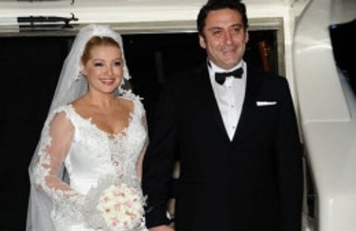 Zahide Yetiş beklenen haberi verdi!