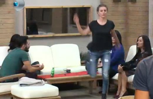 Ekranda gelin adayı çıldırdı kaynana kapak attı