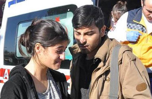 Anadolu Üniversitesi'nde afiş kavgası!