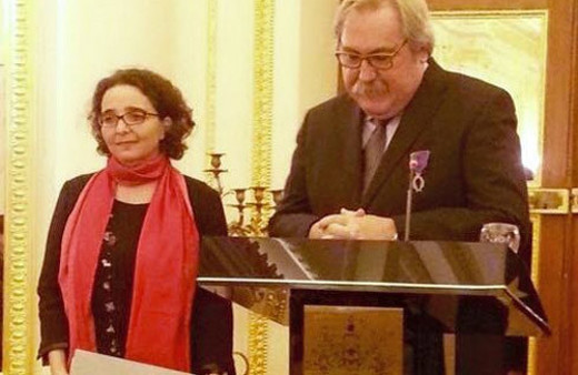 Türk profesöre Chevalier des Palmes Académiques nişanı