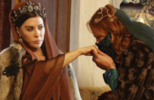 Nebahat Çehre'den manidar Kösem yorumu!