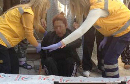 Yolda yürüyen kadına taciz şoku