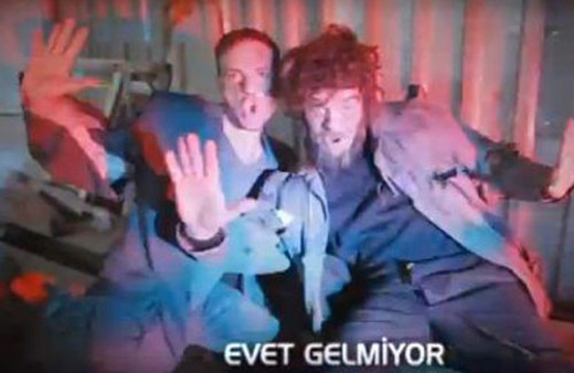 Oğuzhan Koç ve Beyaz'dan 'Gülben Ergen' klibi