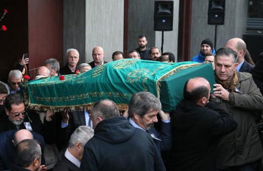 Hasan Pulur'un vasiyeti! Cenazesi ordan geçirildi