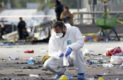 Sevgilisiyle buluşmak için canlı bomba ihbarı yaptı!