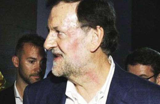 İspanya Başbakanı'na yumruklu saldırı