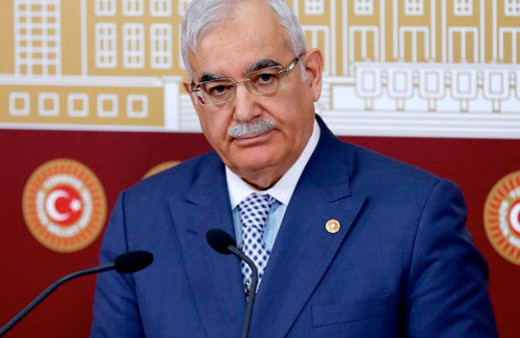 İlhan İşbilen Gülen'in adamlarını tıraş etmiş