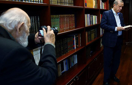 Cumhuriyet Ara Güler'den özür diledi