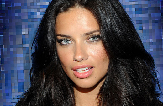 Annesiyle fotoğraf paylaştı sosyal medyada olay yarattı