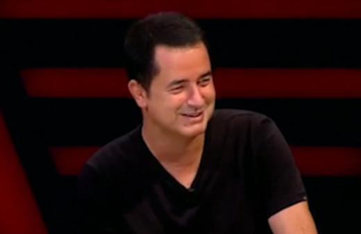 Gökhan, Acun'dan şarkı söylemesini istedi! Sonuç...