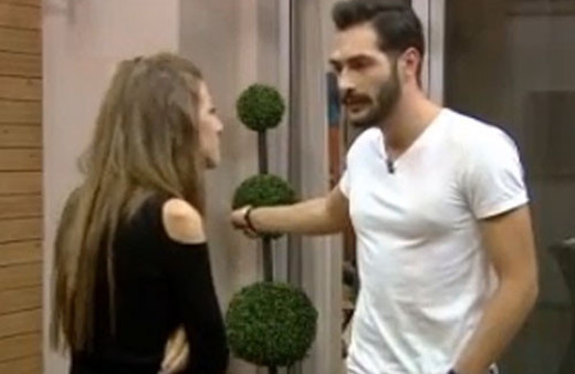 Kısmetse Olur'da büyük kriz! Melis erkekler evini basıp...