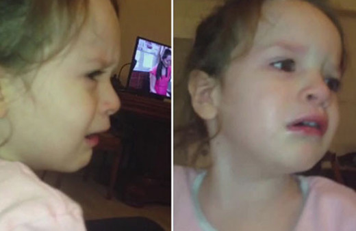 Ablasının gorile dönüşceğini sanan sevimli ufaklık