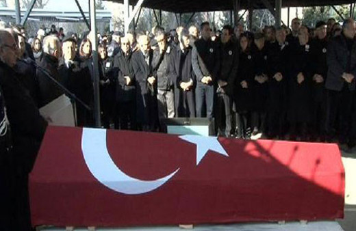 Kamer Genç son yolculuğuna uğurlandı