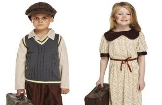 İtalya'da utanç verici kostüm ilanı!