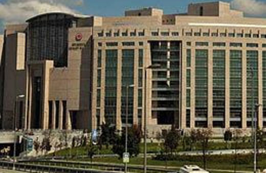 Çağlayan Adliyesi'nde sahte kimlik skandalı!