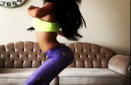 Cansu Taşkın'dan muhteşem twerk! Dansçılara  parmak ısırttı