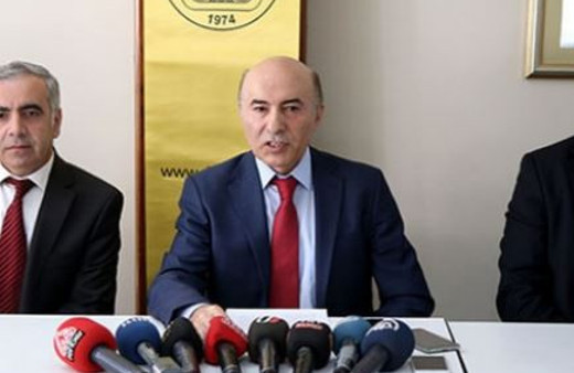 FETÖ'cü akademisyen gitmeden kendine kıyak yapmış!