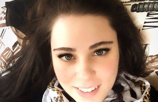 Ferdi Tayfur'ın kızı Tuğçe bir şarkı söyledi alem yıkıldı