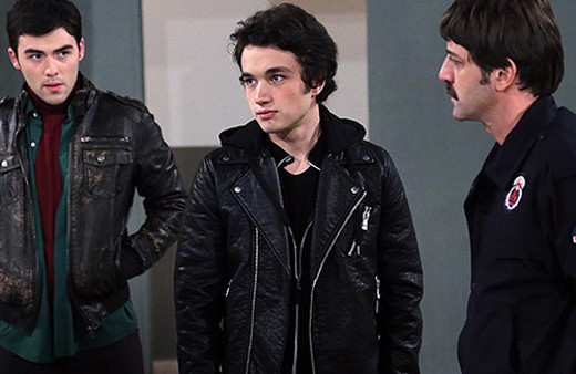 Umuda Kelepçe Vurulmaz 5. bölüm fragmanı