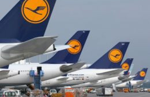 Dikkat 1706 uçuş iptal! 525 bin yolcu etkilendi