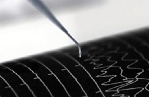 Dinar'da deprem paniği 