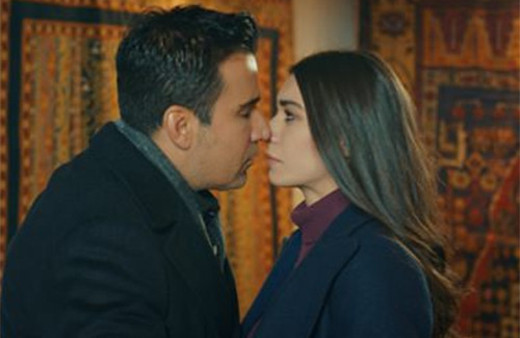 Aşk ve Mavi 8. bölüm fragmanı