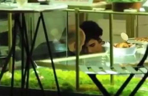 Tuba Büyüküstün, Erkan Avcı ile aşk mı yaşıyor?