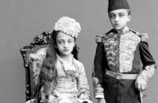 İlk kez gün ışığına çıkan 2. Abdülhamit'in aile albümü