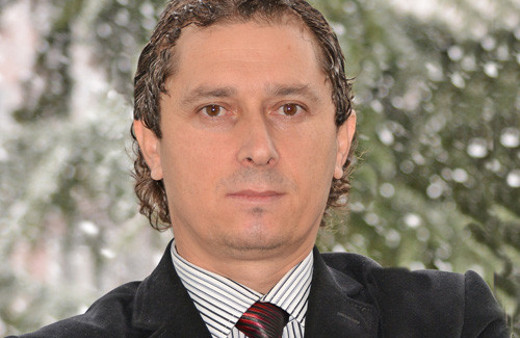 Murat Akan Üst Akıl'ın kitabını yazdı