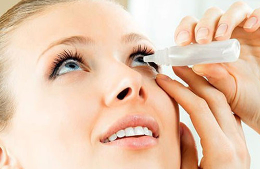 Smile lazer sonrası göz kuruluğu olur mu?