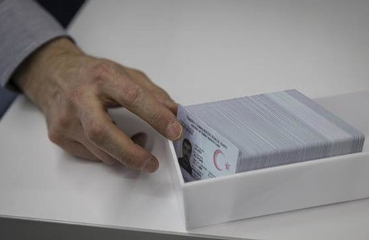 Yeni kimlik kartları dağıtımı bugün başlıyor! İşte yeni ücreti