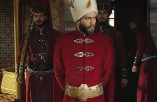 Muhteşem Yüzyıl Kösem 18. yeni bölüm fragmanı Ahmed sırrı öğreniyor