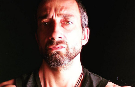 Yunus Günçe kimdir kafamda böcekler var yazmış