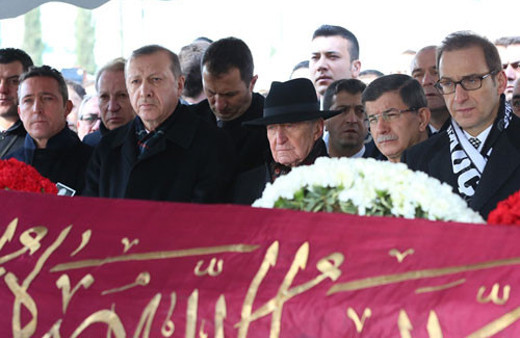 Mustafa Koç'un mezarında 24 saat nöbet nedeni ise...