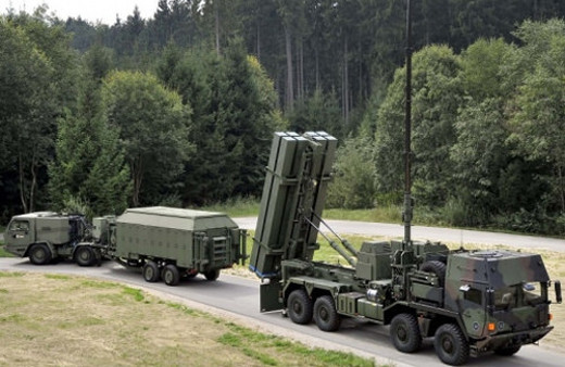 Türkiye o füze sistemine göz koydu!