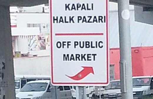 Kuşadası Belediyesi'nin İngilizce tabelası güldürdü