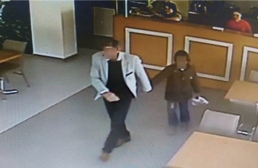 İzmir'de iğrenç olay! 9 yaşındaki kızı kafeye götürüp...