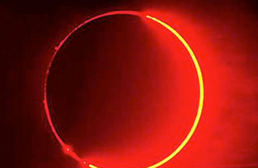 Bu gece tam güneş tutulması var! İşte burçlara etkisi