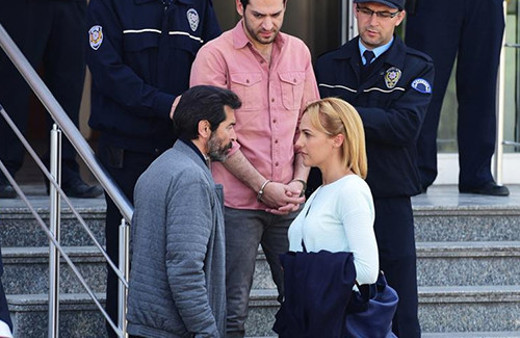 Gecenin Kraliçesi 14. bölüm fragmanı