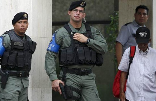 Dünyayı yerinden oynatan o şirkete polis baskını!