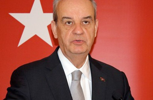 İlker Başbuğ'dan Erdoğan'a cemaat övgüsü!