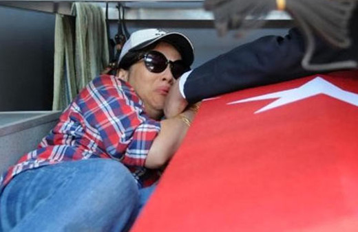 Davutoğlu'dan Vietmanlı şehit eşi için talimat