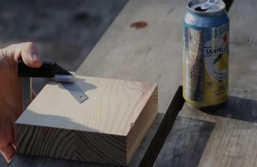 Çılgın deneycinin kola kutusundan yaptığına çok şaşıracaksınız...