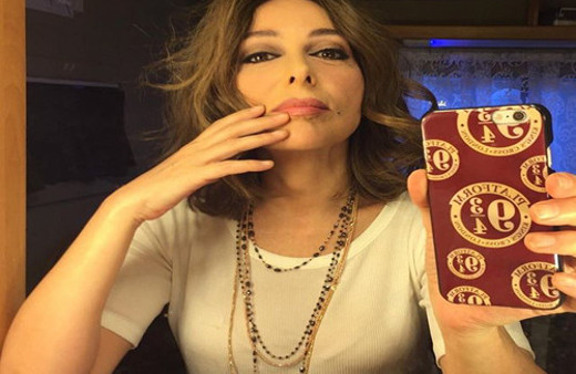 Oyuncu Zerrin Tekindor'a hacker şoku!