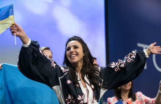 Eurovision birincisi Cemile oldu! Türkçe sürprizi